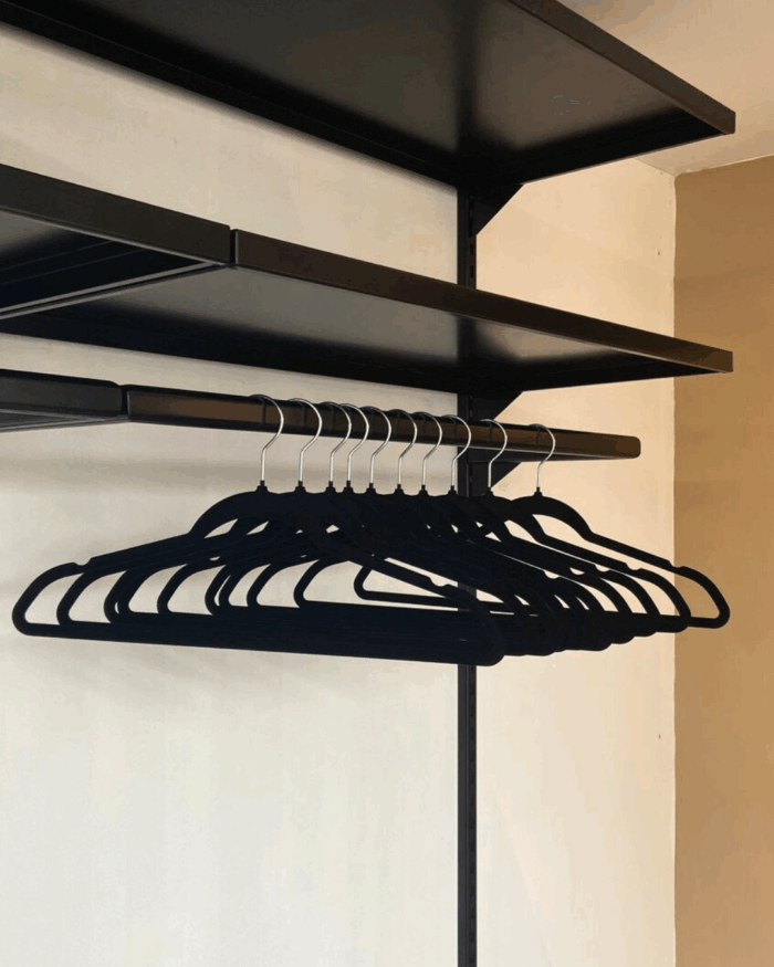 Kit 10un Cabides de Veludo 45cm - Organização e Estilo